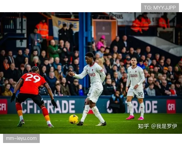卢顿队英超开局强势,历史性胜利闪耀赛场 卢顿队英超开局强势,历史性胜利闪耀赛场