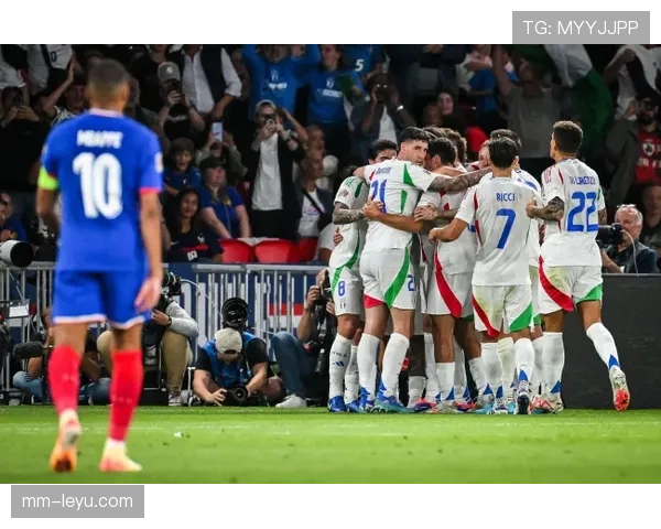 南美足球经典打法重现赛场，年轻一代如何在传承中创新引关注