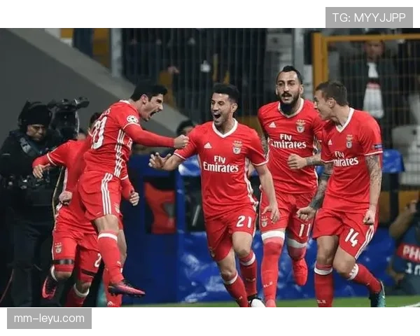 本菲卡火力全开，连胜势头强劲